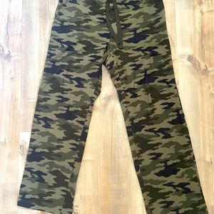 Unisex Croft & Barrow Fleece Camo Pants